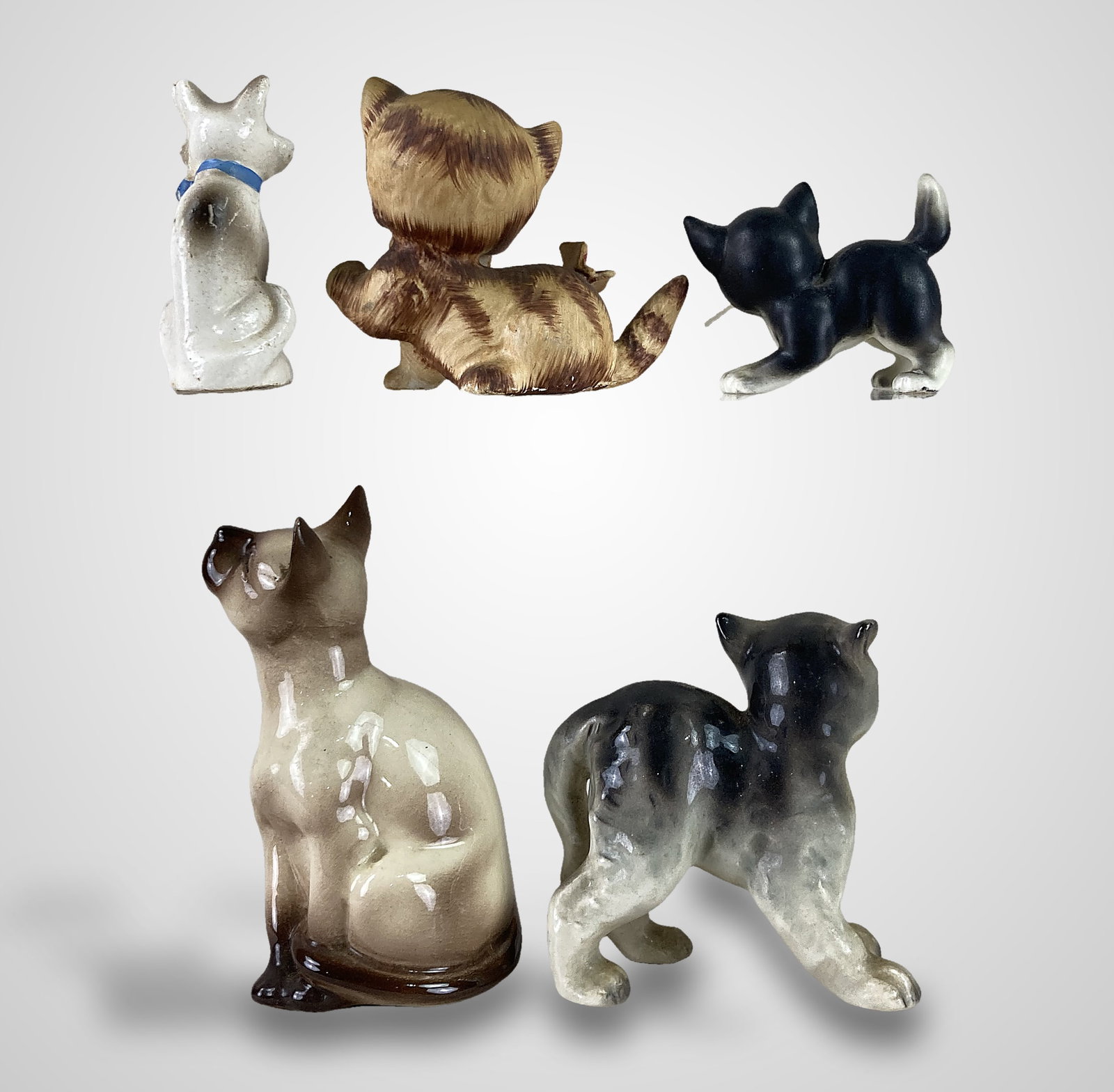 Cat Figurines Including Lefton and Hagen-Renaker - 4