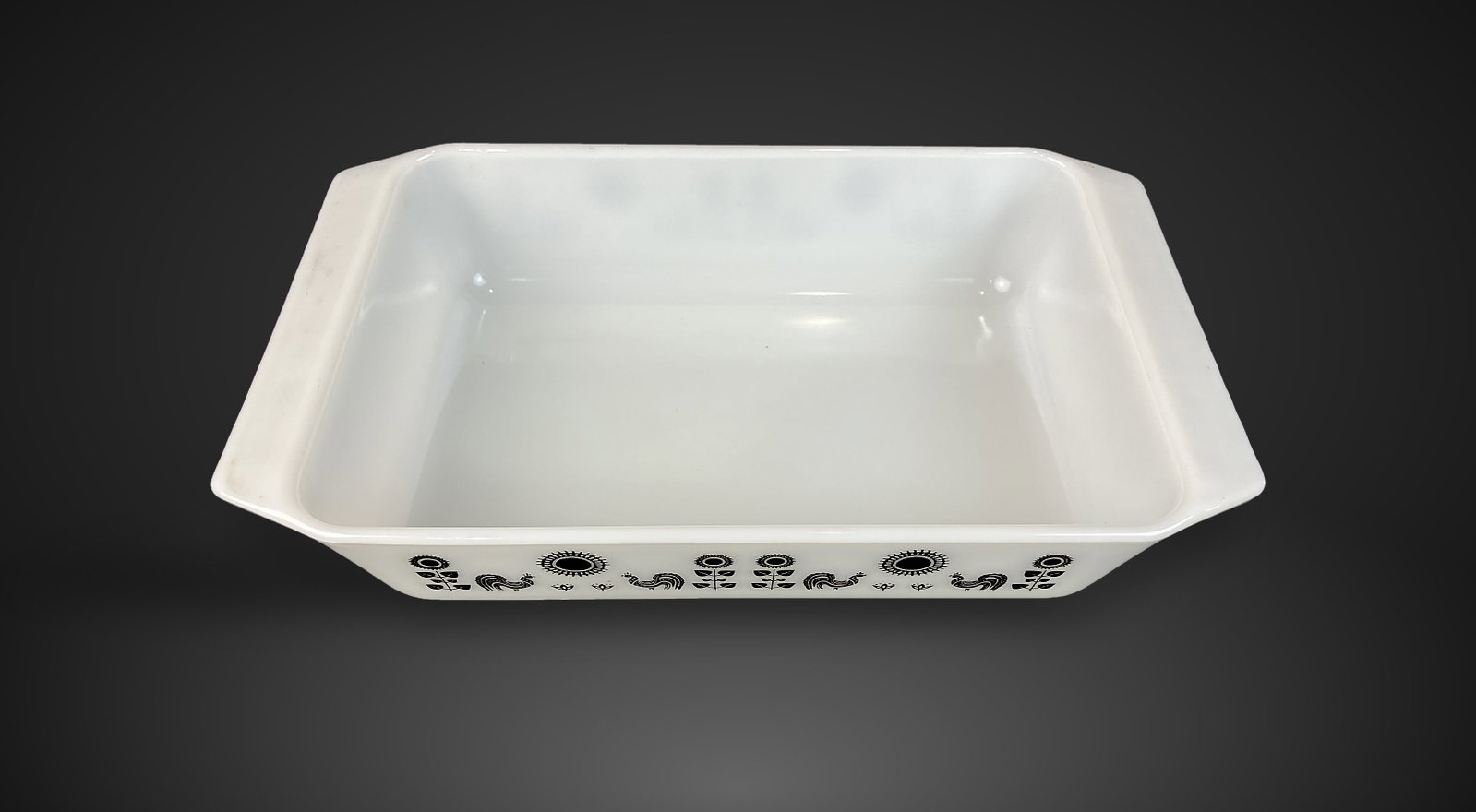 Two Vintage Pyrex Casserole Dishes - 3