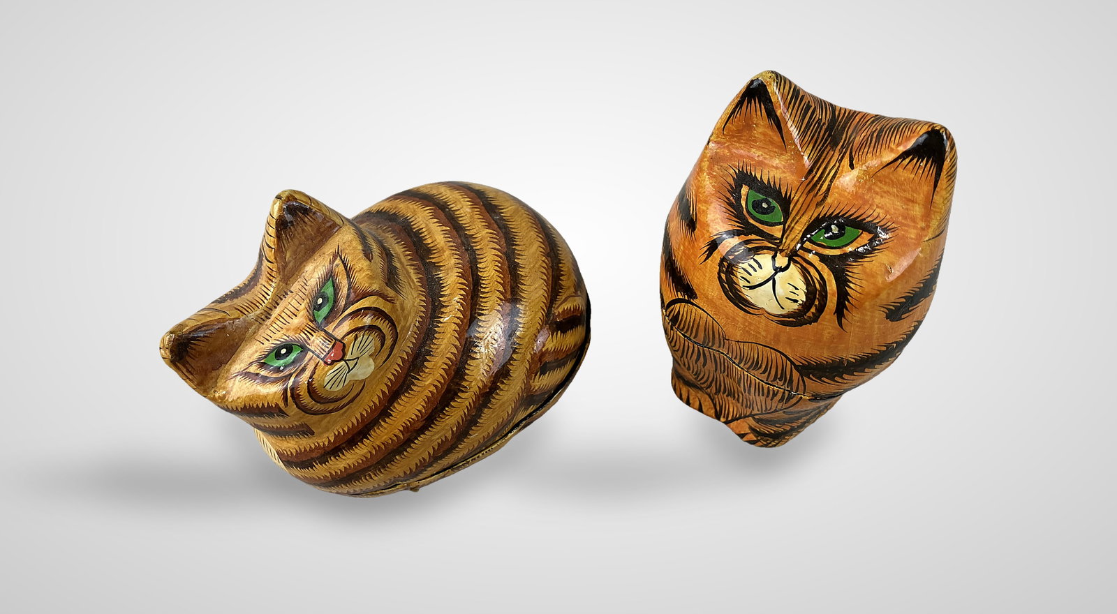 Pair of Cat Lacquer Boxes - 2