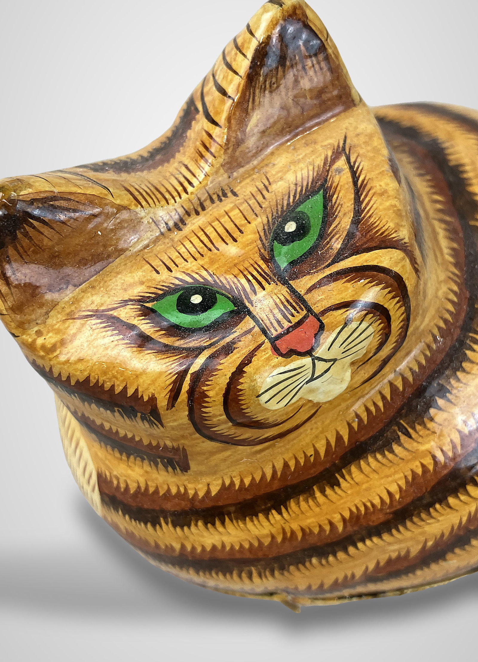 Pair of Cat Lacquer Boxes - 3