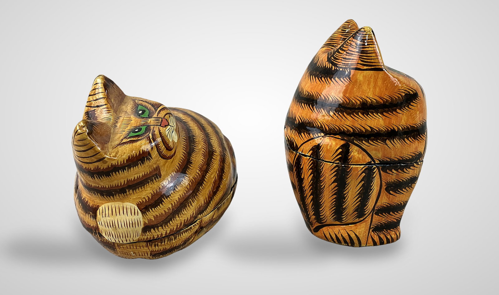 Pair of Cat Lacquer Boxes - 7