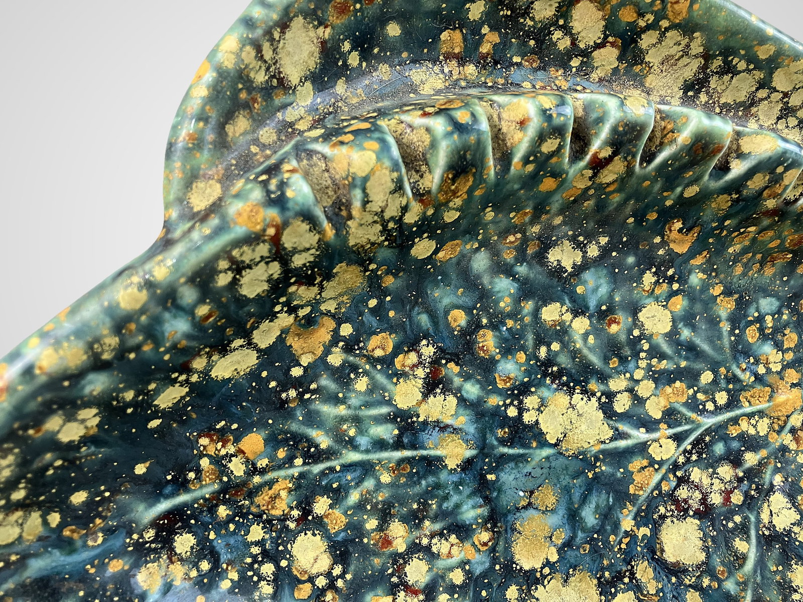 Mid-Century Modern Studio Pottery Leaf Dish - 2
