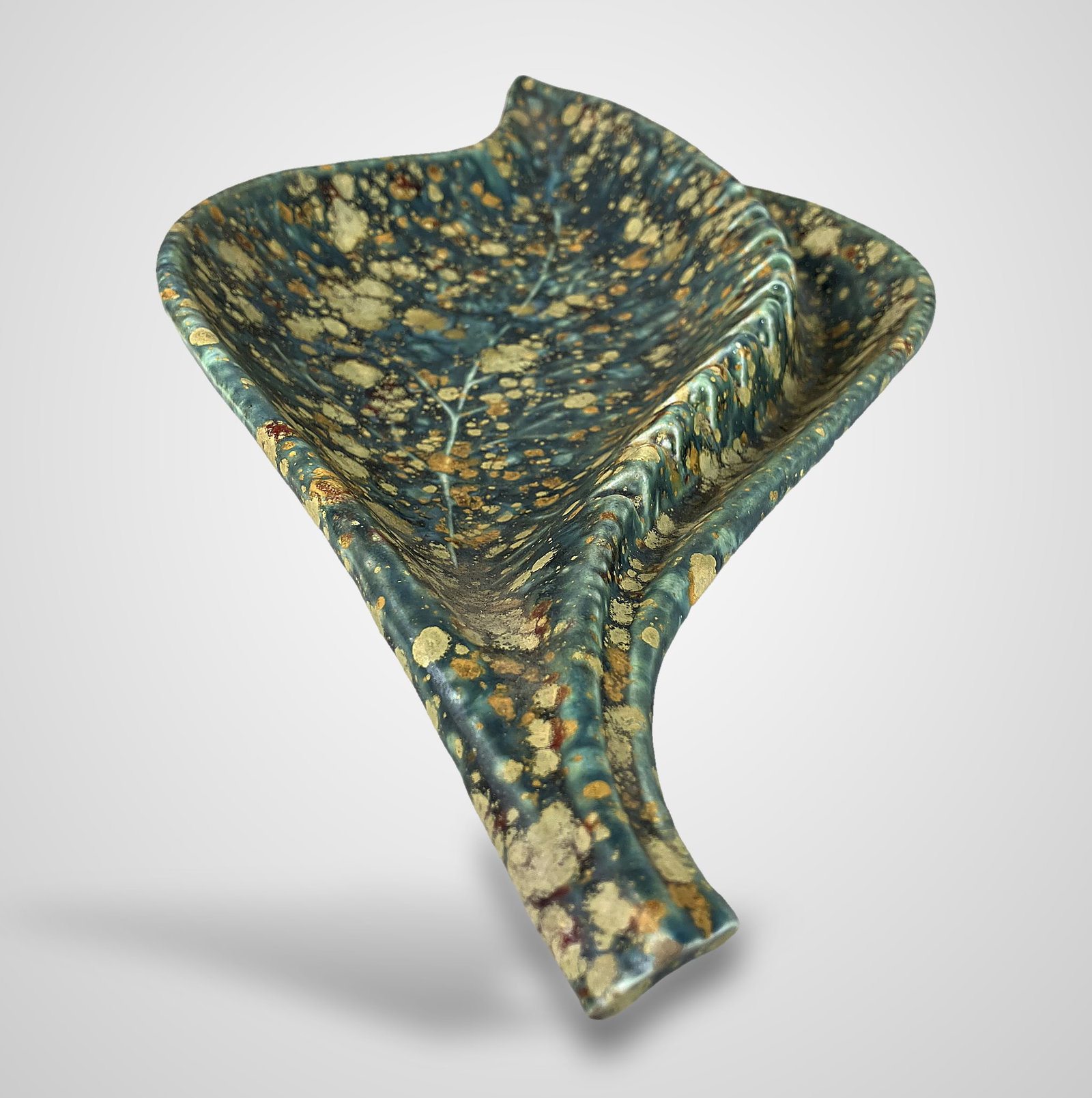 Mid-Century Modern Studio Pottery Leaf Dish - 6