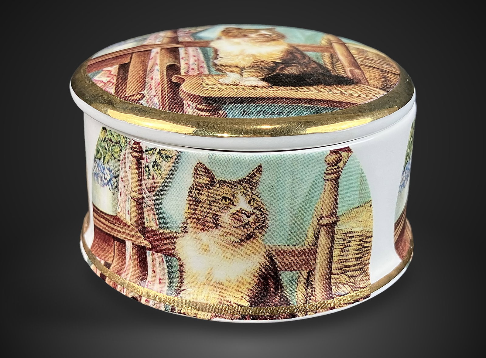 Staffordshire Cat Trinket Box - 9