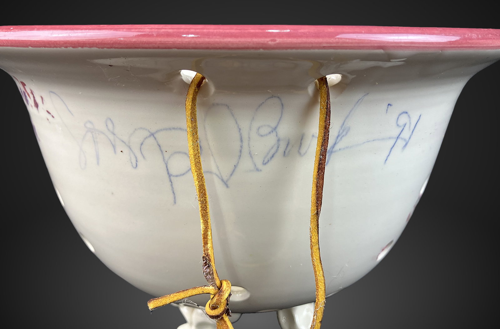 Studio Pottery Flower-Decorated Berry Bowl - 6