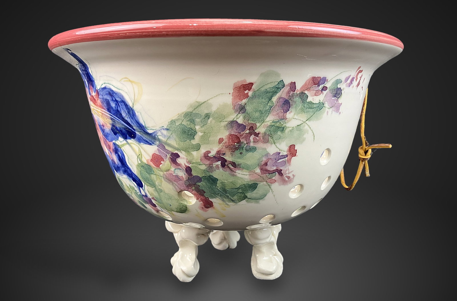 Studio Pottery Flower-Decorated Berry Bowl - 7