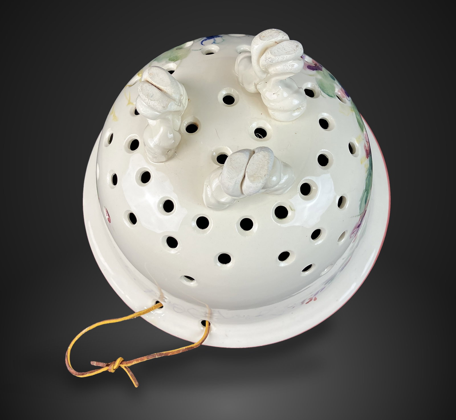 Studio Pottery Flower-Decorated Berry Bowl - 8