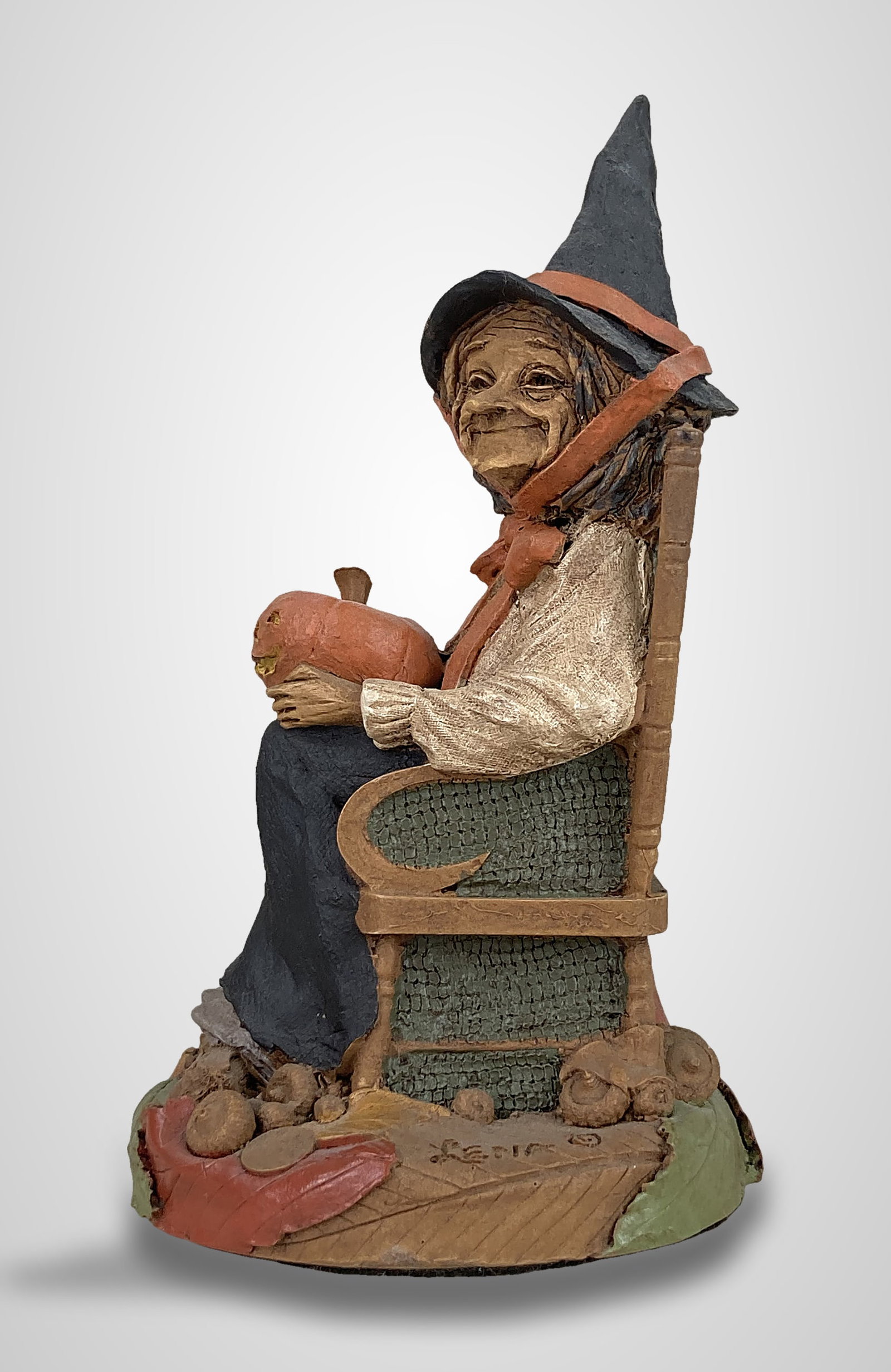 Tom Clark Witch Figure for Cairn Studios - 5