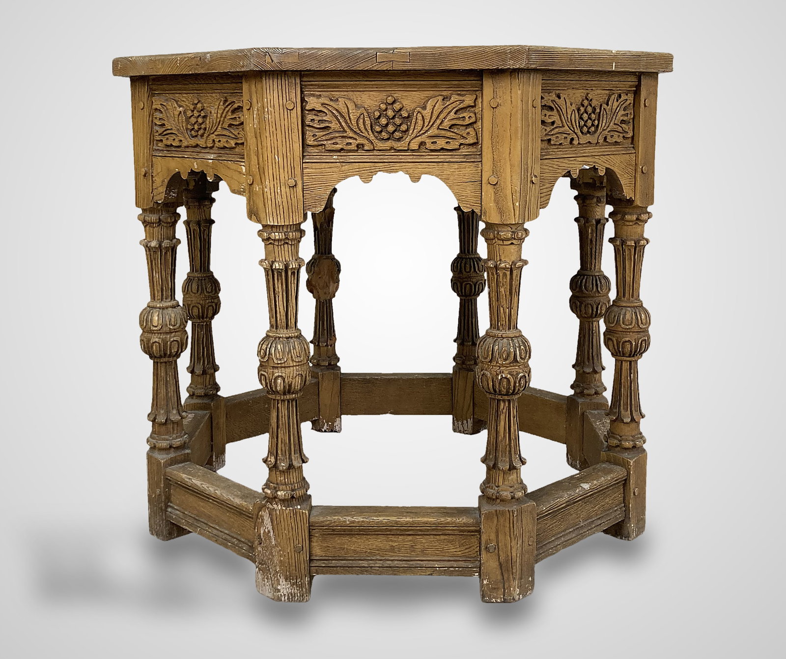 Vintage Molded Renaissance Revival Oak Table - 4