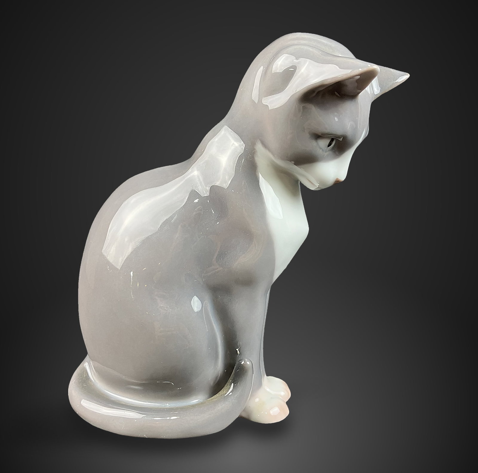 Bing and Grondahl Cat Figurine - 4
