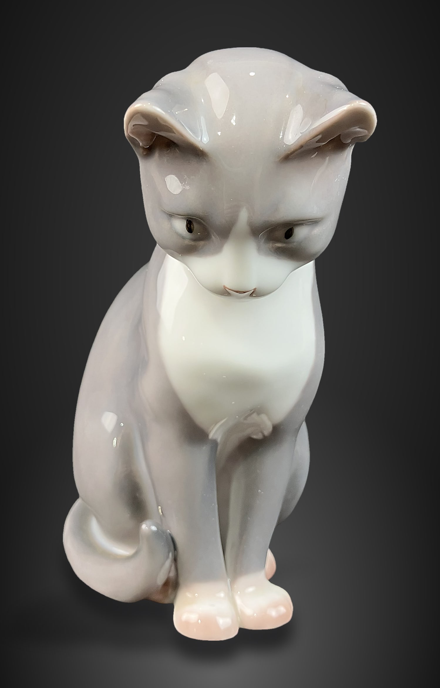 Bing and Grondahl Cat Figurine - 7