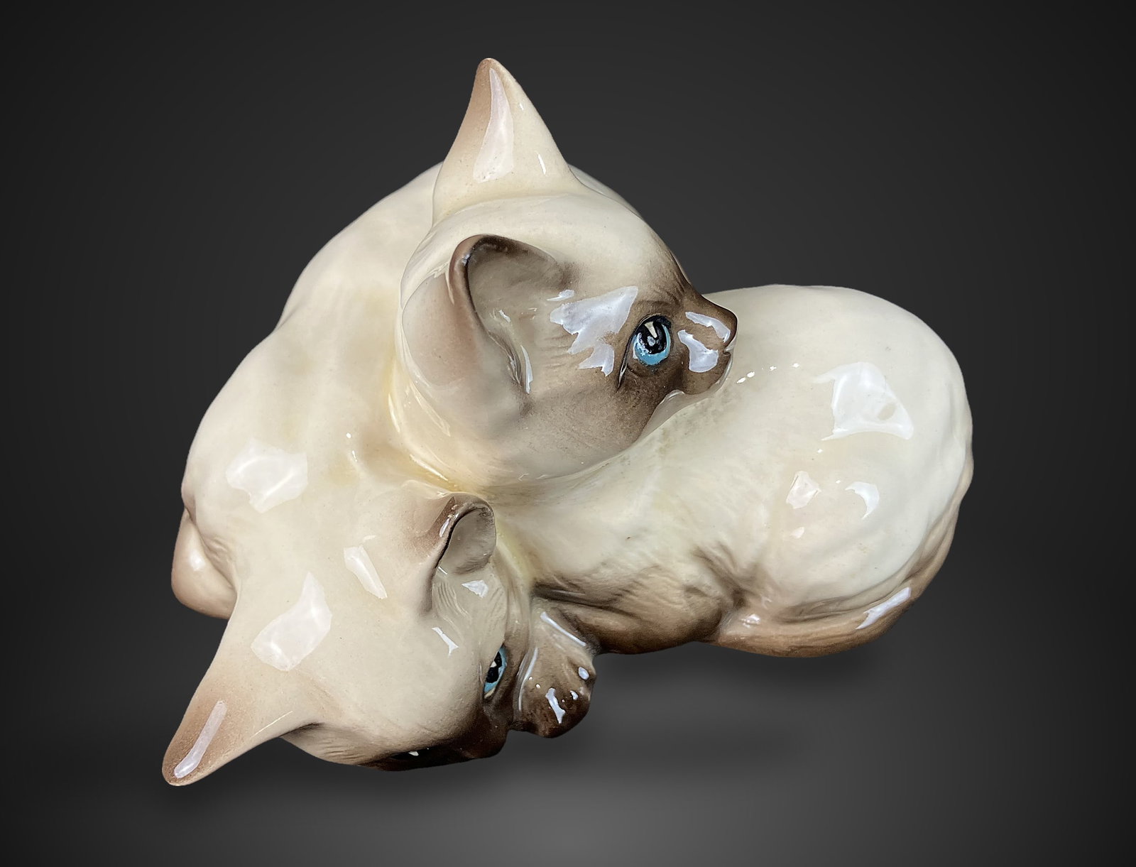Beswick Siamese Kittens - 5