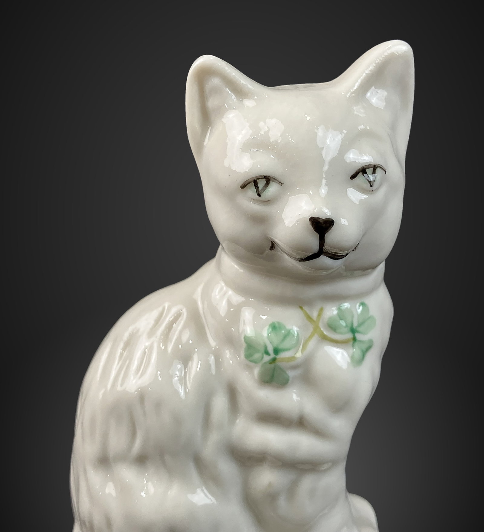 Belleek Quizzical Cat - 2