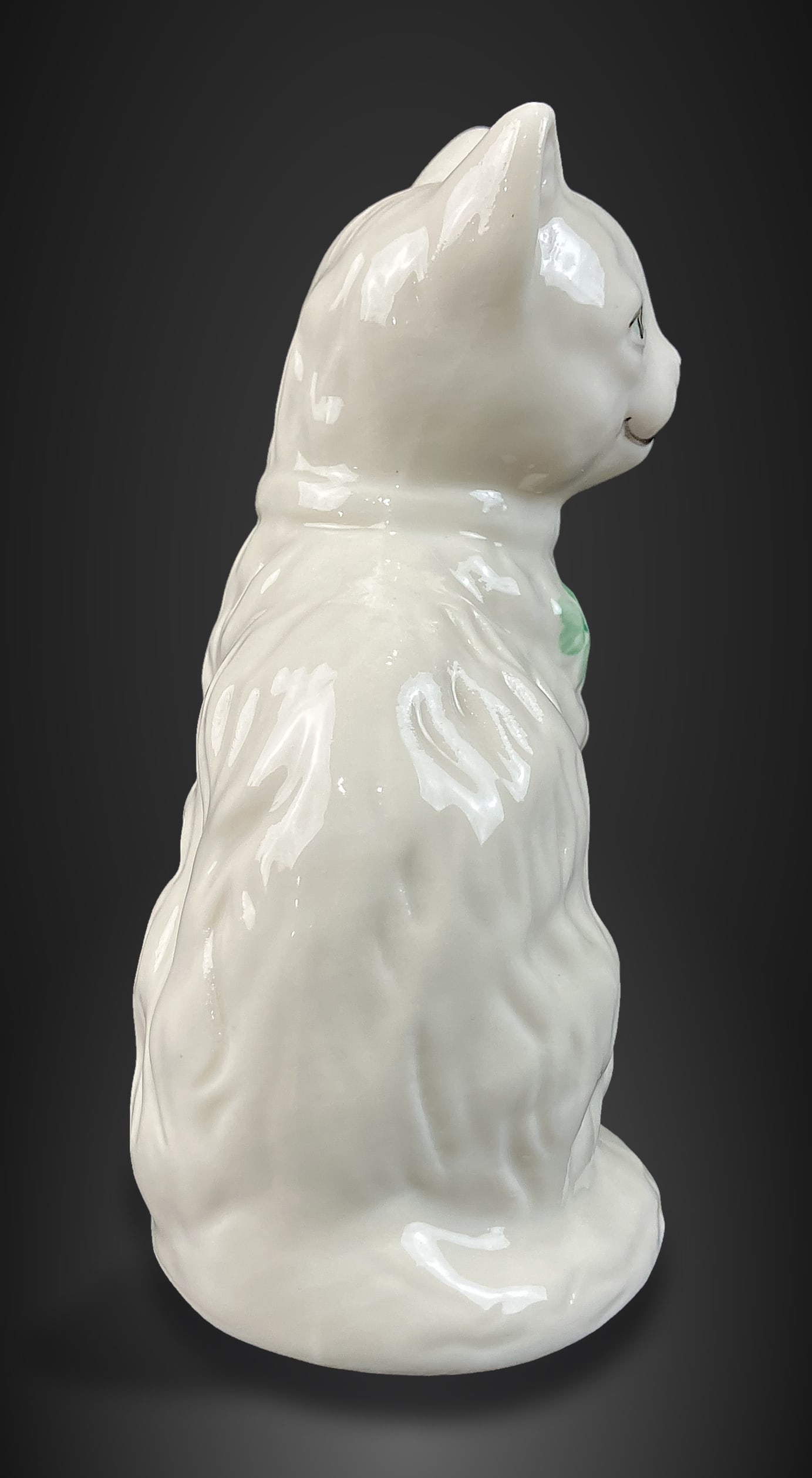 Belleek Quizzical Cat - 4