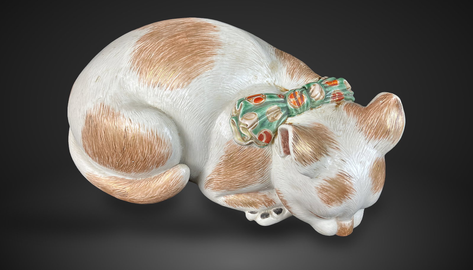 Japanese Kutani Cat Figurine - 3