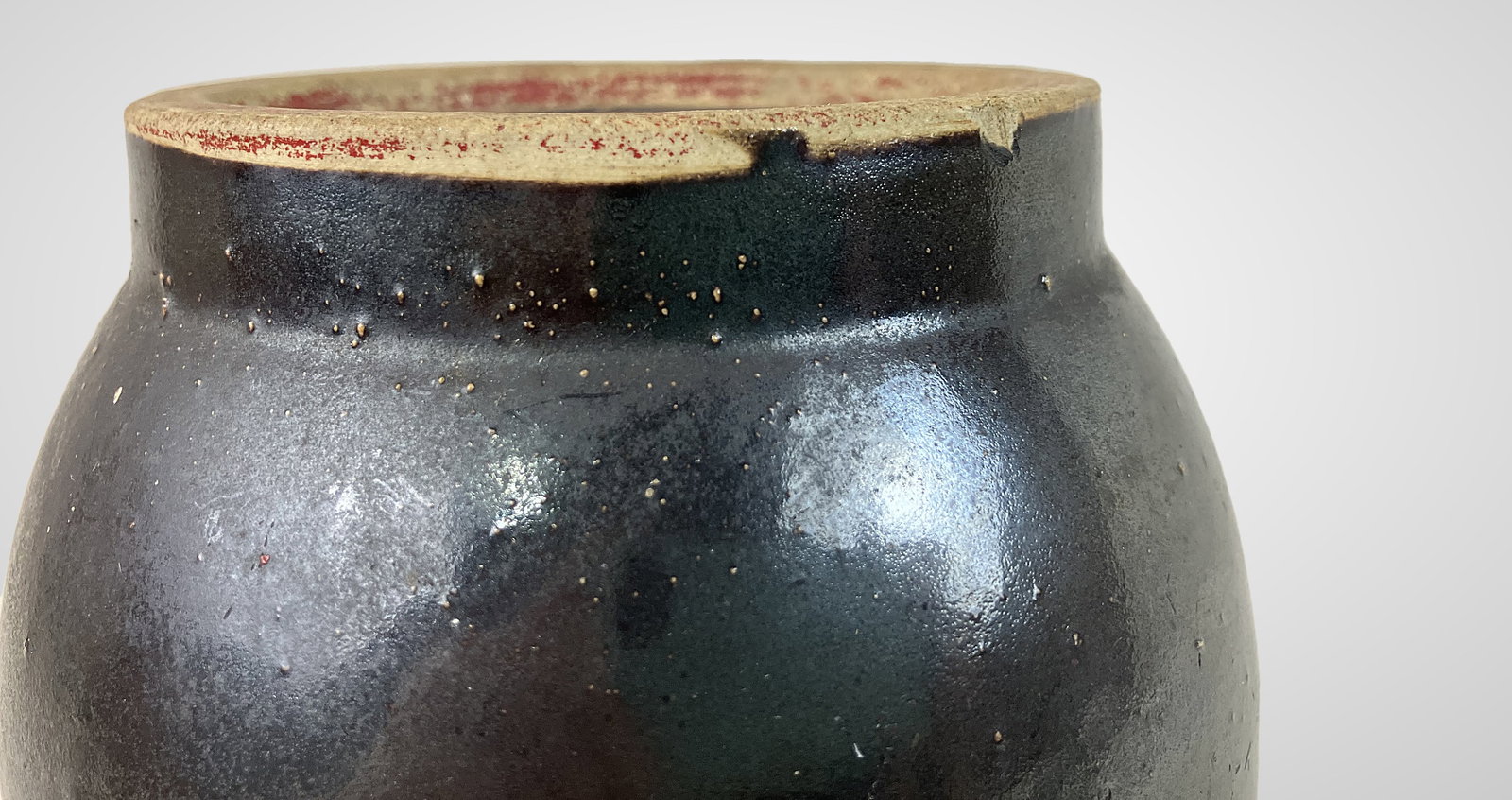 Small Albany Slip Stoneware Storage Jar - 3