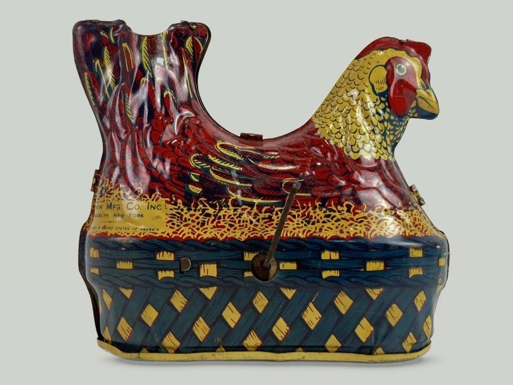 Little Red Hen Tin Litho Toy - 2