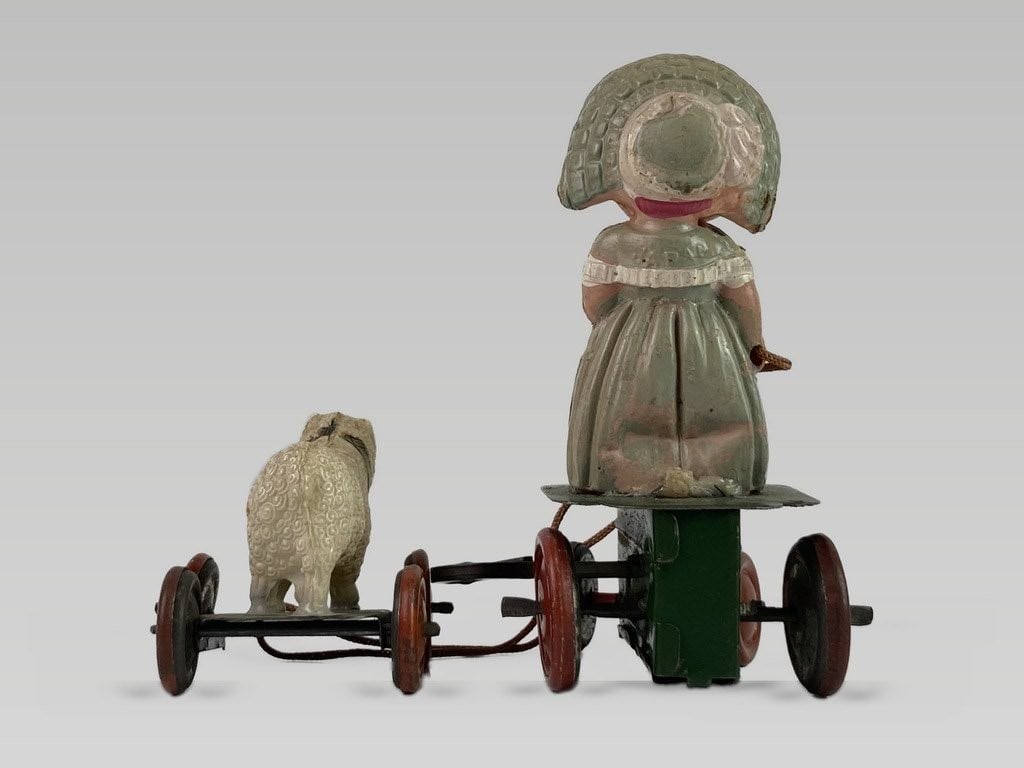 20th Century Mary and Lamb Wind-Up Toy - 5