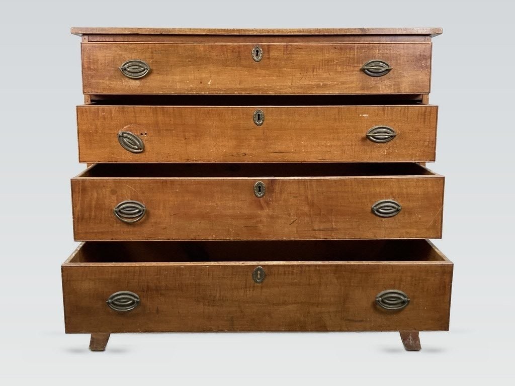 American Hepplewhite Maple Chest - 2