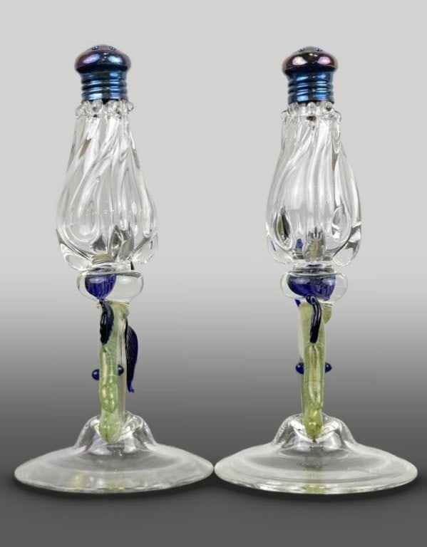 Gazelle Glass Art Glass Fish Salt and Pepper Shakers - 5