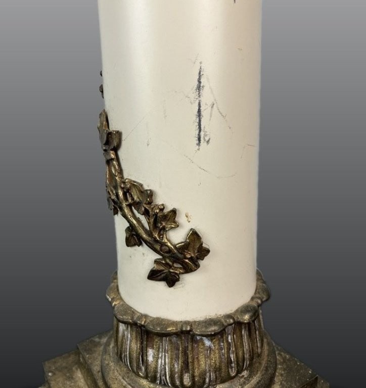 Pair of Neoclassical Lamps - 5