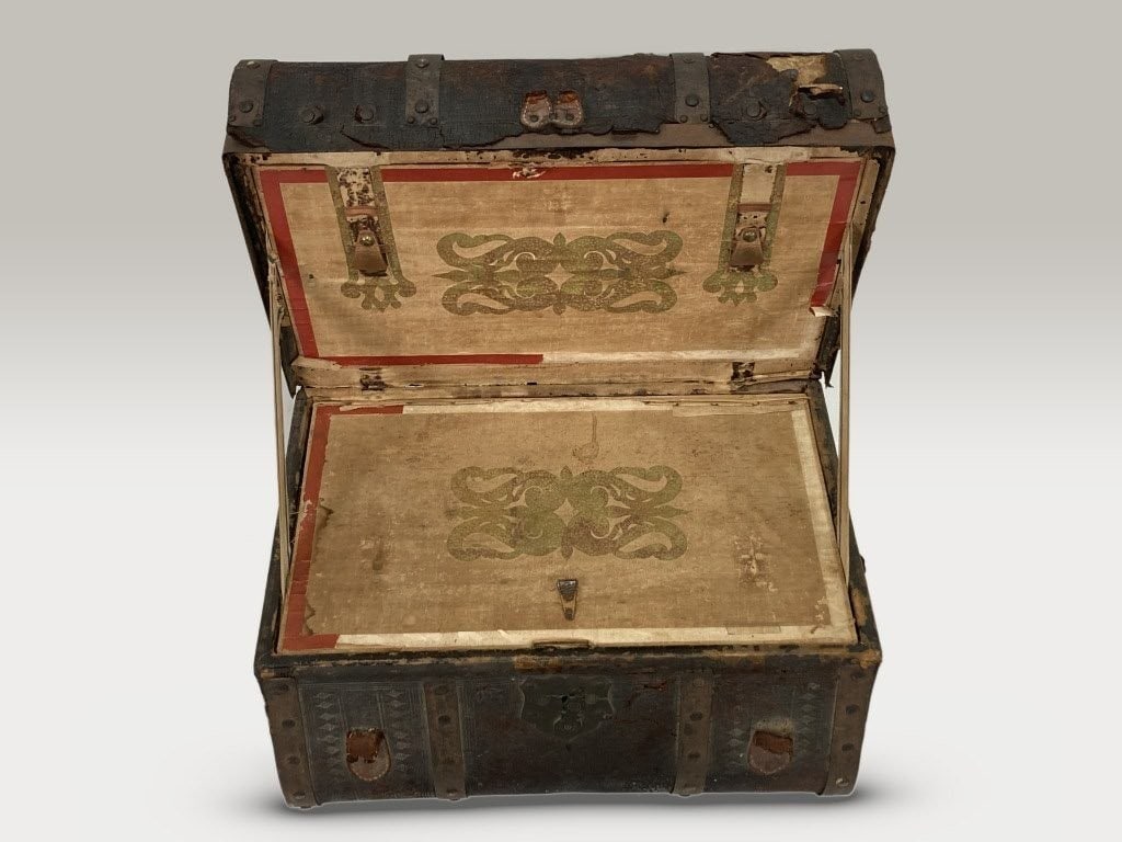 19th-Century Tooled Leather Steamer Trunk - 3
