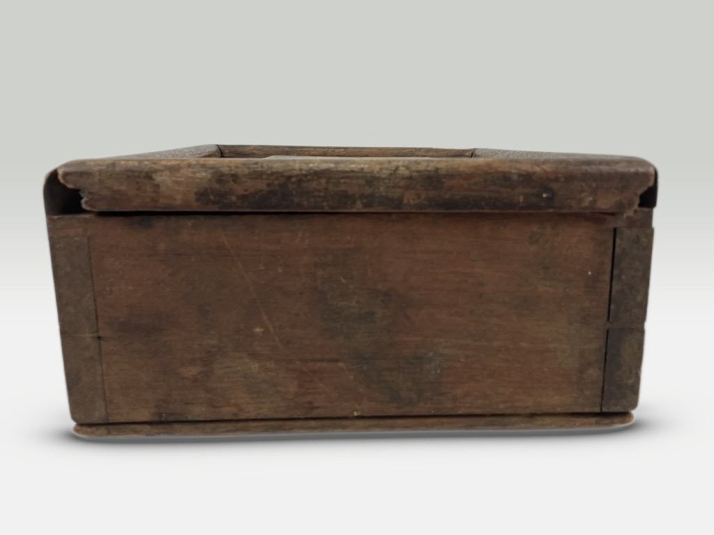 19th Century Mahogany Sliding-Top Box - 4