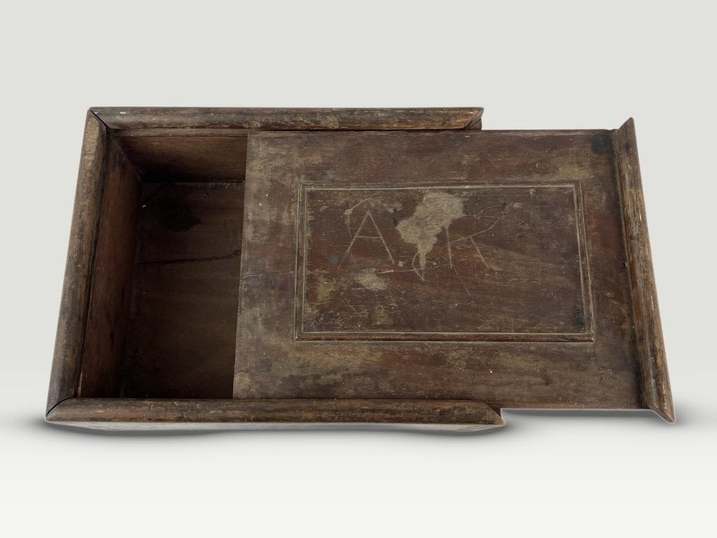 19th Century Mahogany Sliding-Top Box - 7