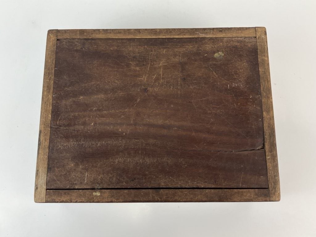19th Century Mahogany Sliding-Top Box - 8
