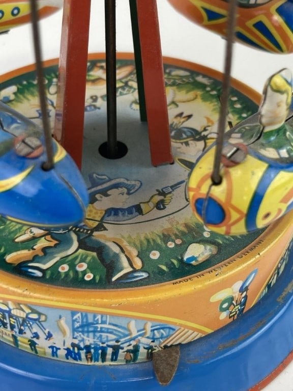 Blomer and Schuler Tin Litho Carnival Rocket Carousel Toy - 4
