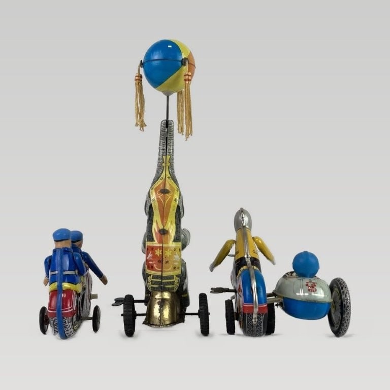 Assortment of Mid-Century Tin Litho Toys - 7