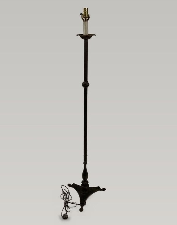 Neoclassical Revival Wrought-Iron Floor Lamp - 4