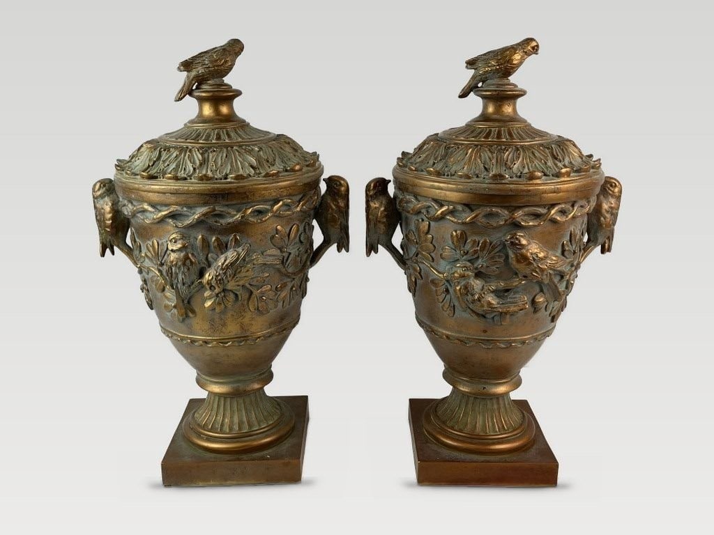 Pair of Classical Gilt Urns - 8