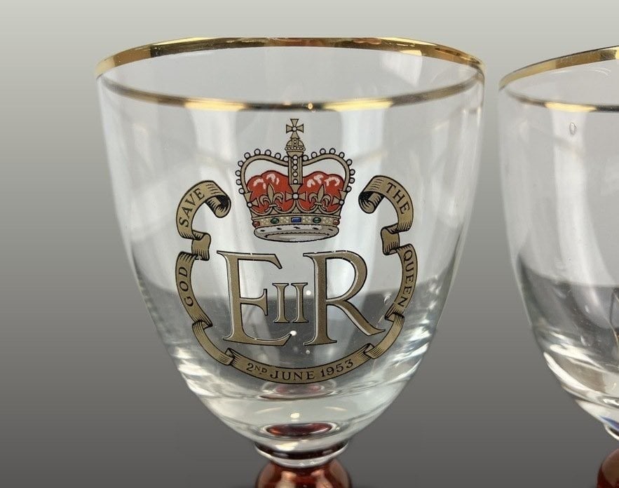 Pair of Queen Elizabeth II Commemorative Coronation Goblets - 3