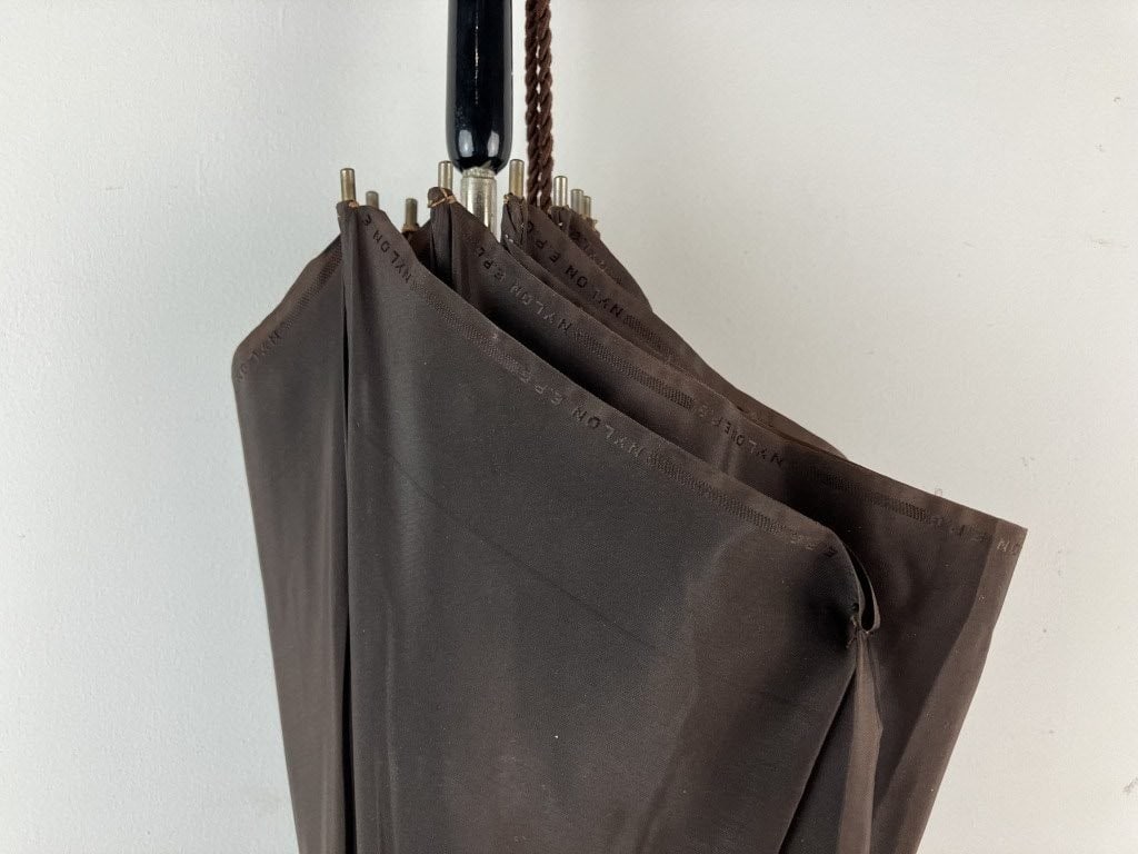 1940s 800 Silver-Handled Umbrella - 2