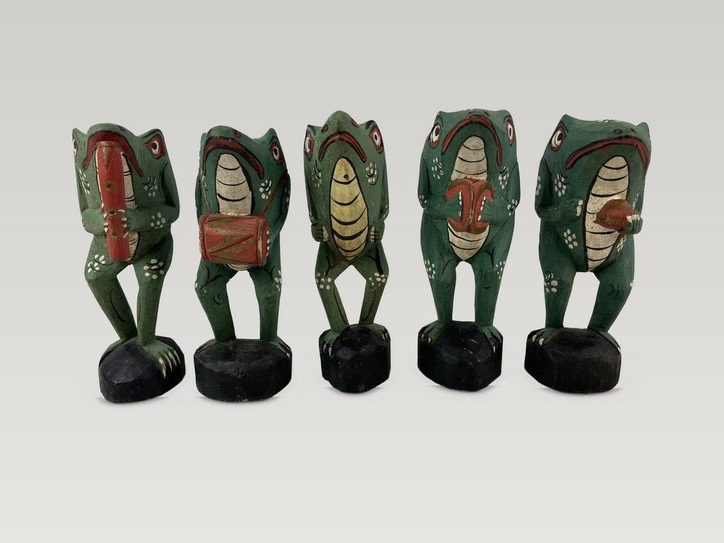 Folk Art Polychromed Frog Musicians - 2