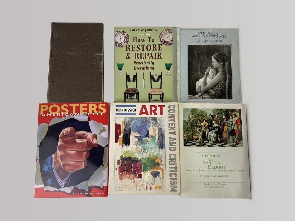 Assortment of Fine Art Books and Pamphlets - 5