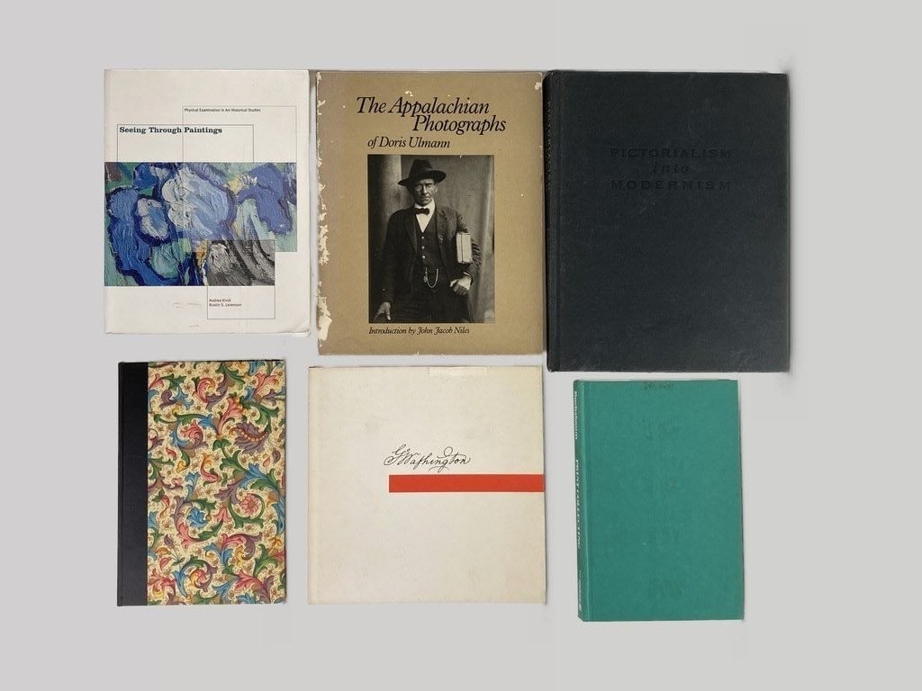 Assortment of Fine Art Books and Pamphlets - 2