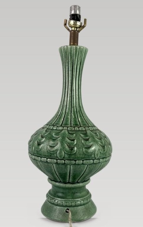 Mid-Century Modern Majolica-Style Lamp - 6