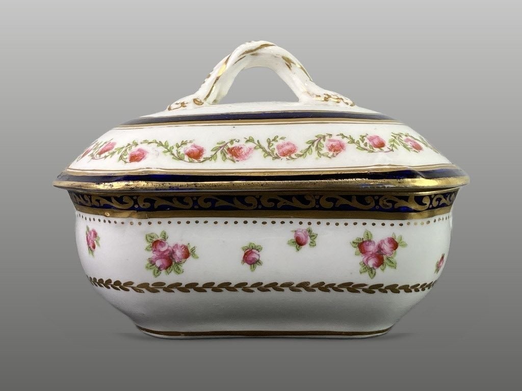 19th Century English Porcelain Trinket Dish - 2