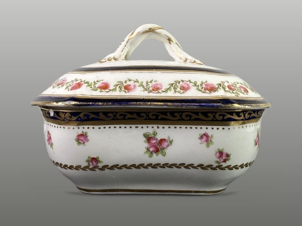 19th Century English Porcelain Trinket Dish - 4