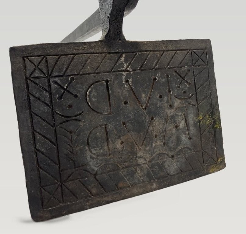 1817 Cast and Wrought Iron Hearth Waffle Iron - 3