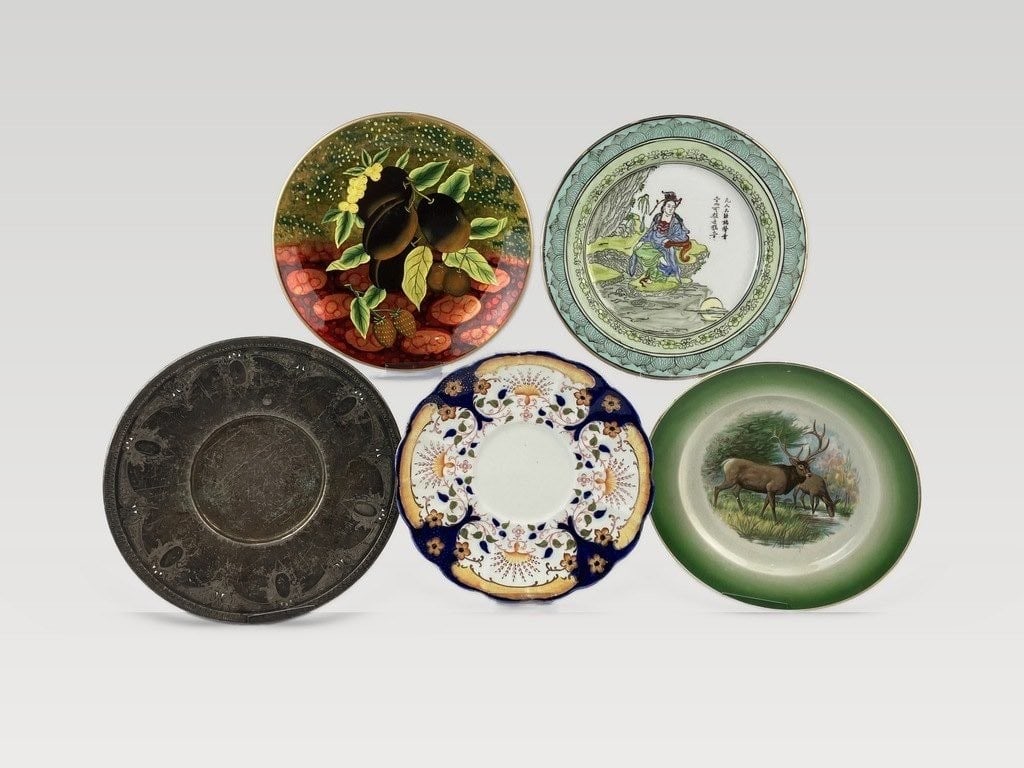 Decorative Plate Assortment (1 of 17)