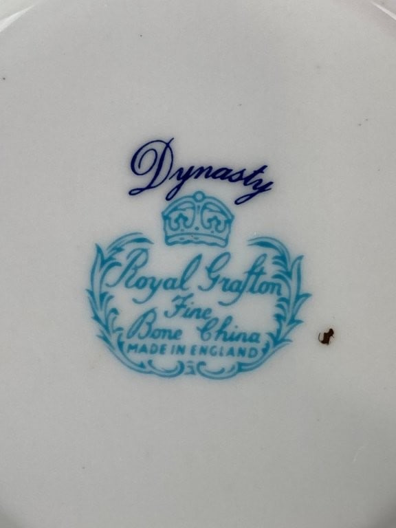 Royal Grafton Dynasty Soup Bowls - 6