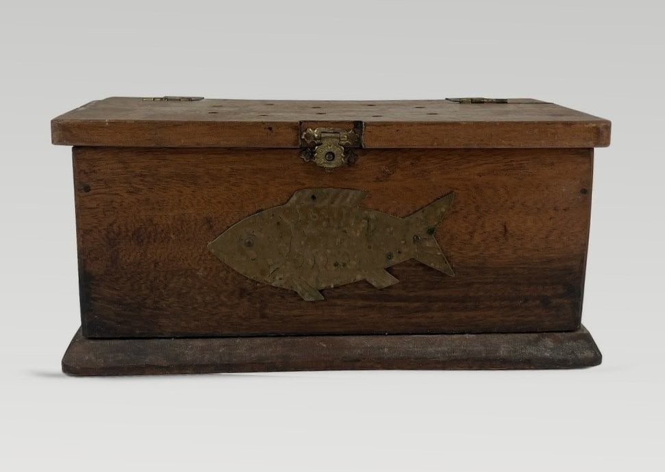 Country Cricket Fishing Box - 2