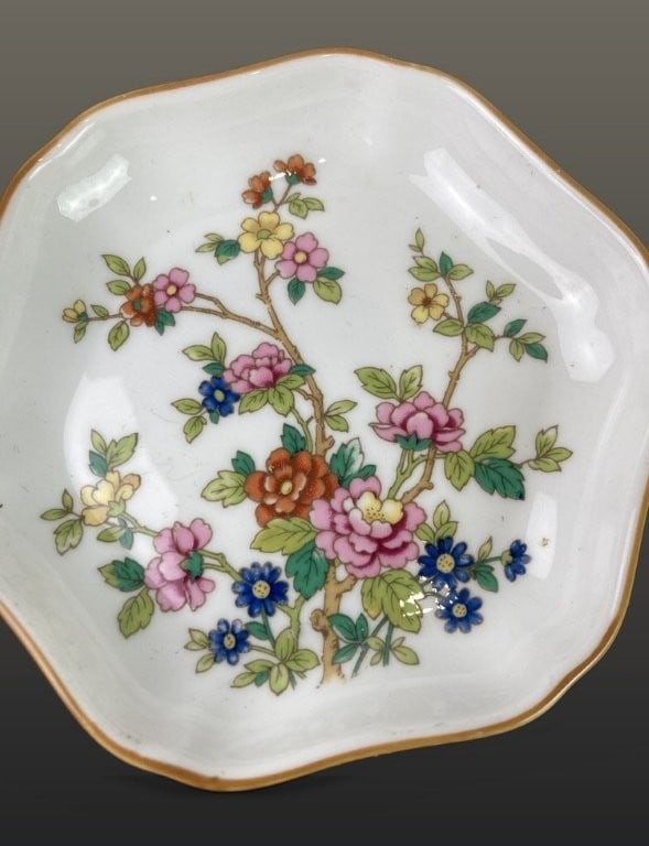 Porcelain Including Paragon Louis Wain Cat Plate - 4