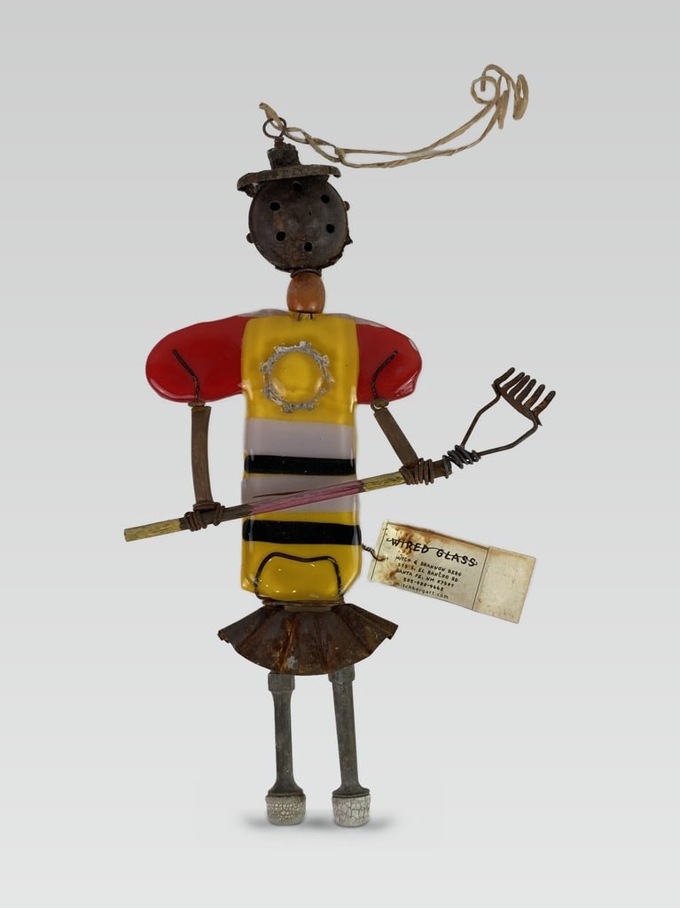 Hand-Crafted Figurines - 7