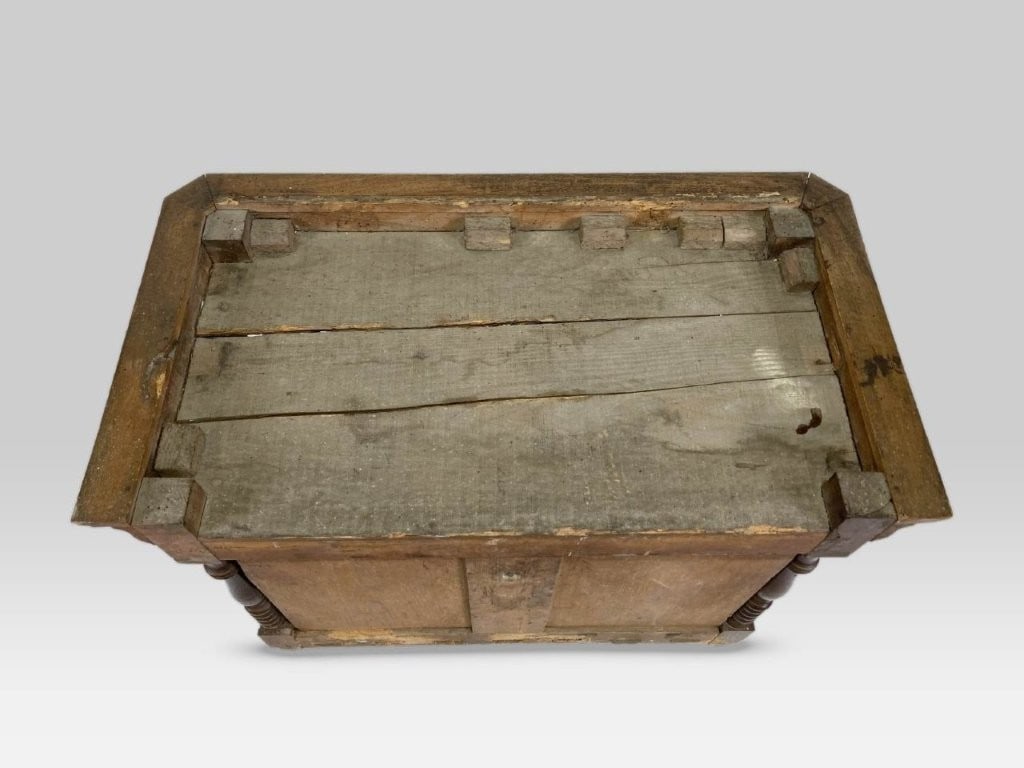 19th-Century French Panetiere - 8