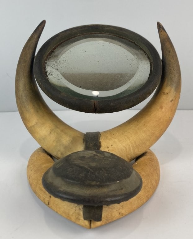 19th-Century Steer Horn Shaving Mirror - 2