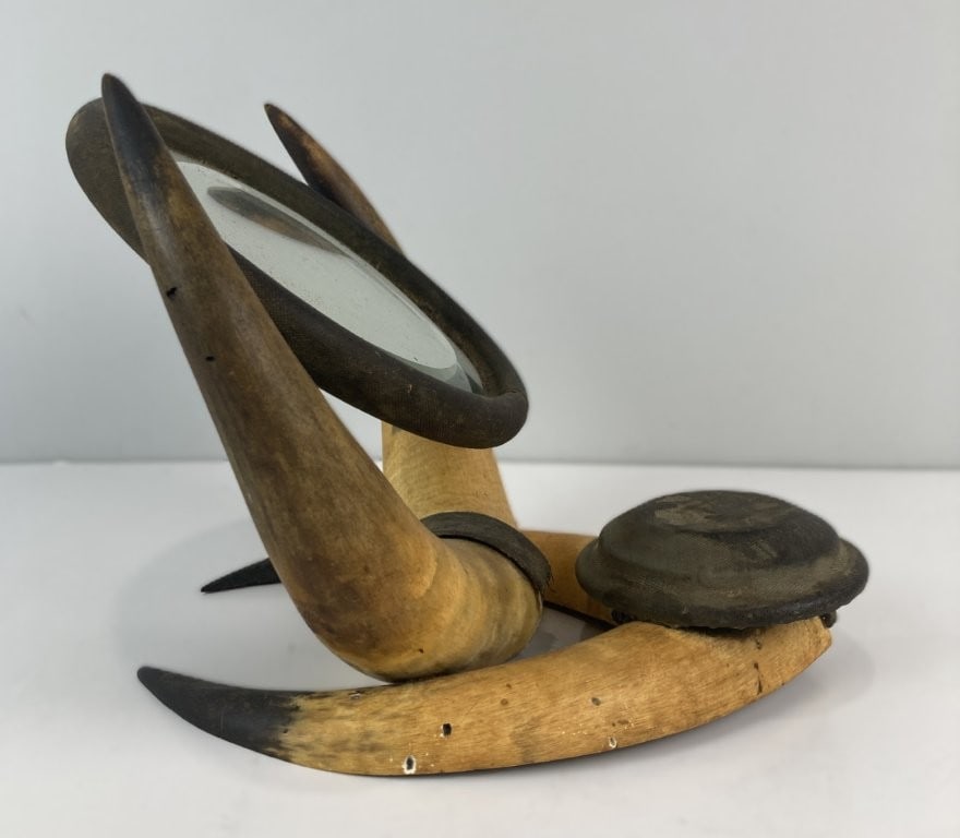 19th-Century Steer Horn Shaving Mirror - 5
